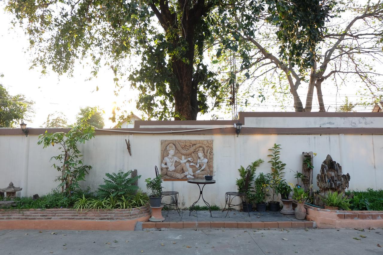 Bed and Breakfast Aiyara House Phra Nakhon Si Ayutthaya Exterior foto